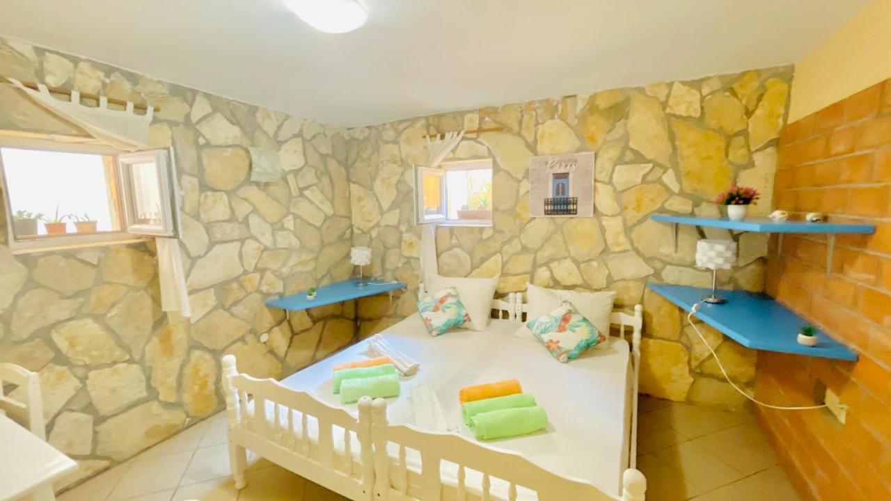Colorful And Happy Apartment Sukosan - With Parking Ngoại thất bức ảnh